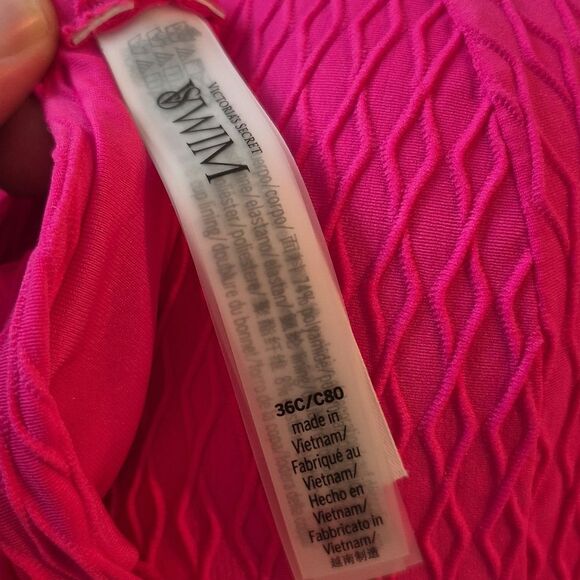 Victoria's Secret 36C TWIST FRONT Push Up Bikini Top Underwire Textured Pink Nwt - Picture 6 of 7